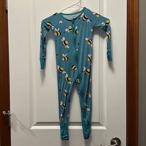 Little sleepies bees zippy